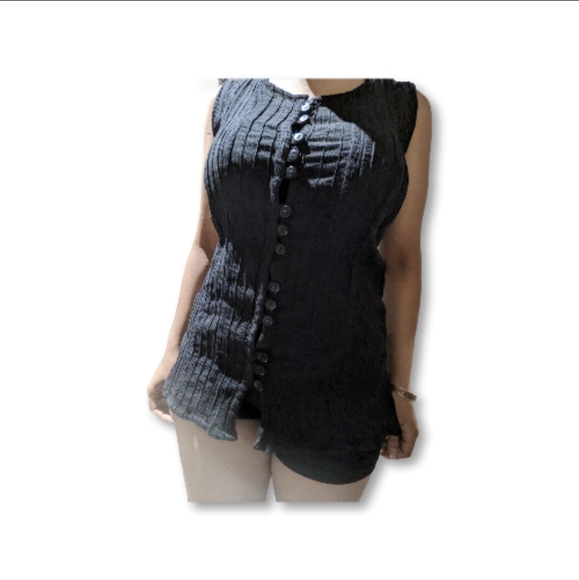 Black Plisse Mesh Button Up Blouse - Picture 4 of 6